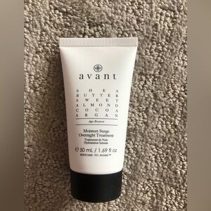 Avant Moisture Surge Overnight Treatment 50ml
